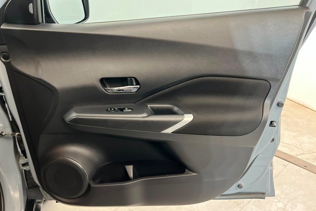 Used 2021 Nissan Kicks SV image 23