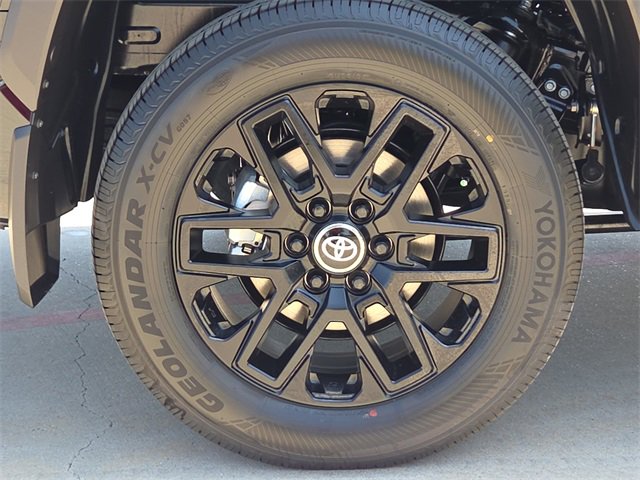 Used 2026 Toyota Tundra SR5 image 9