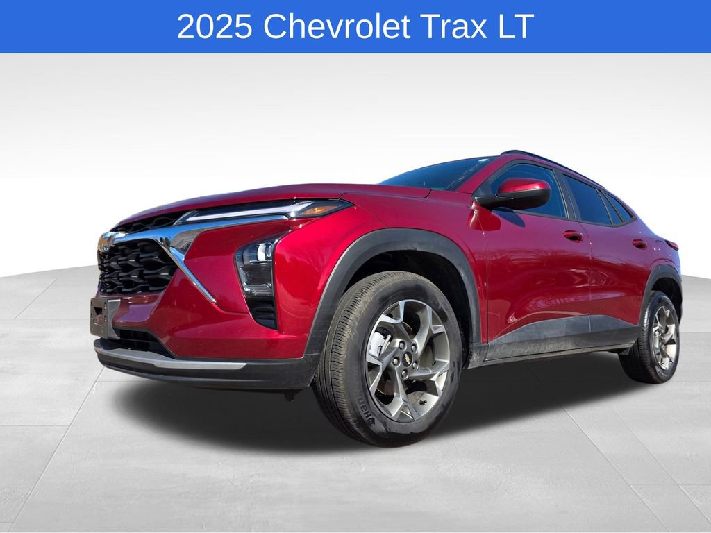 Certified 2025 Chevrolet Trax LT w/ LT Convenience Package image 9