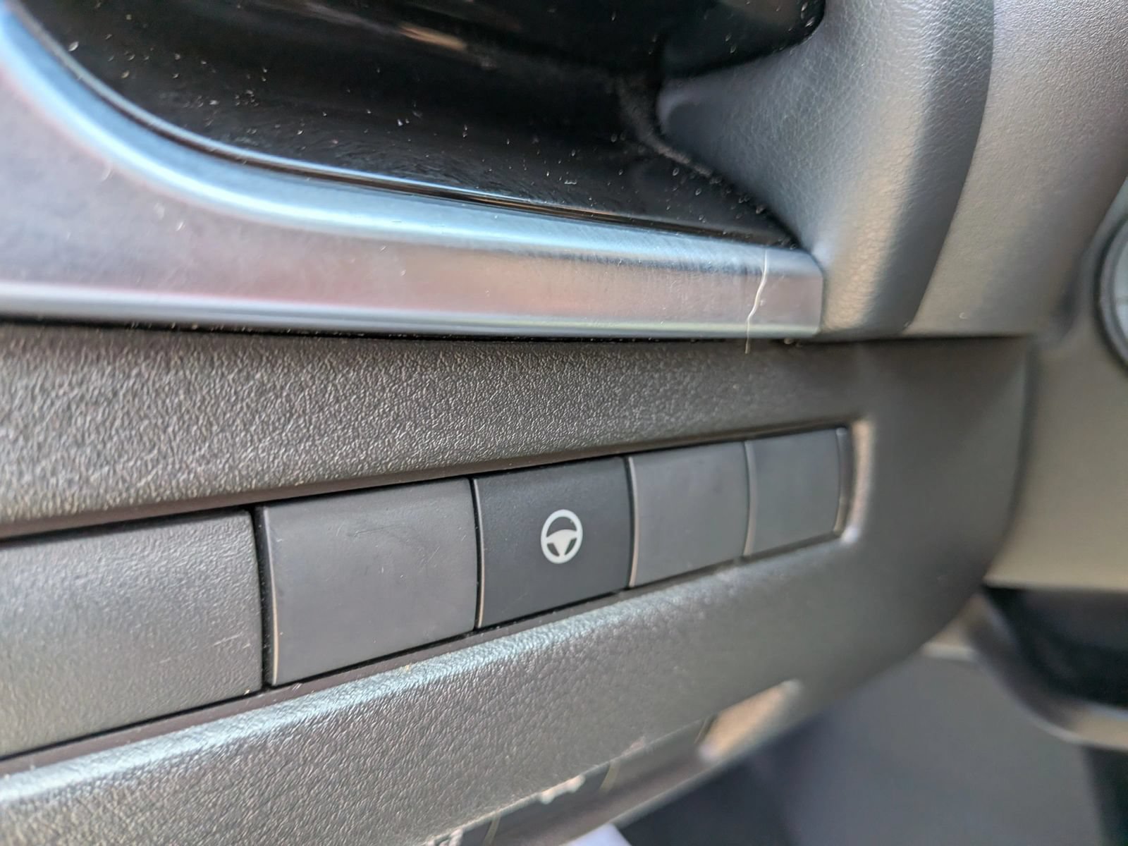 Used 2023 Nissan Rogue SL AWD/4WD image 50