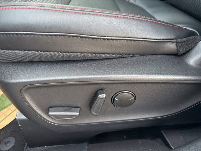 New 2026 Ford Escape ST-Line w/ Tech Pack #1 AWD/4WD image 18