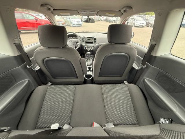 Used 2010 Hyundai Accent GS FWD image 29