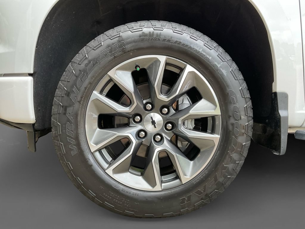 Used 2023 Chevrolet Silverado 1500 RST w/ RST All Star Premium Package AWD/4WD image 15