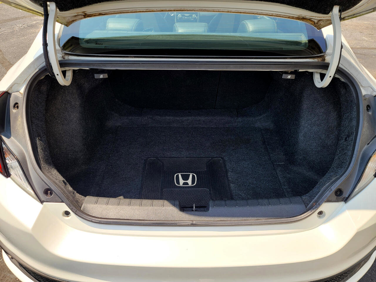 Used 2017 Honda Civic EX-L image 12