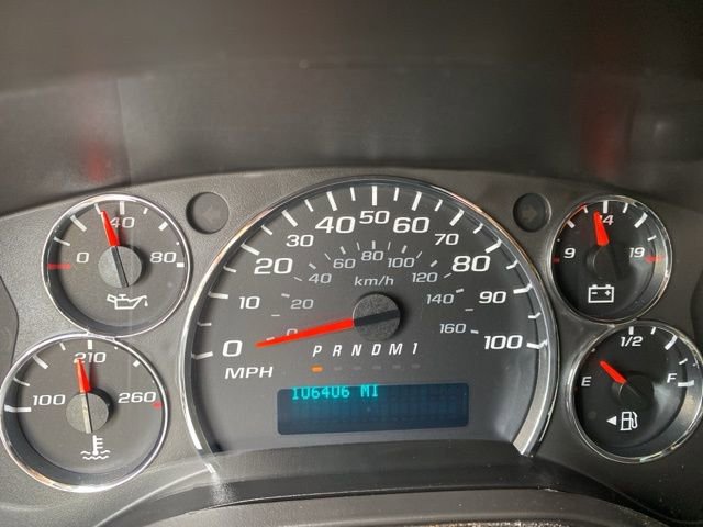 Used 2018 Chevrolet Express 2500 RWD image 18