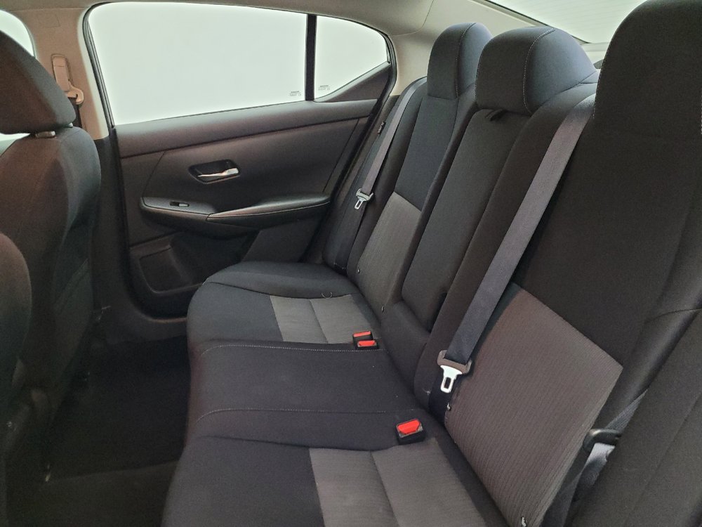 Used 2021 Nissan Sentra SV FWD image 18