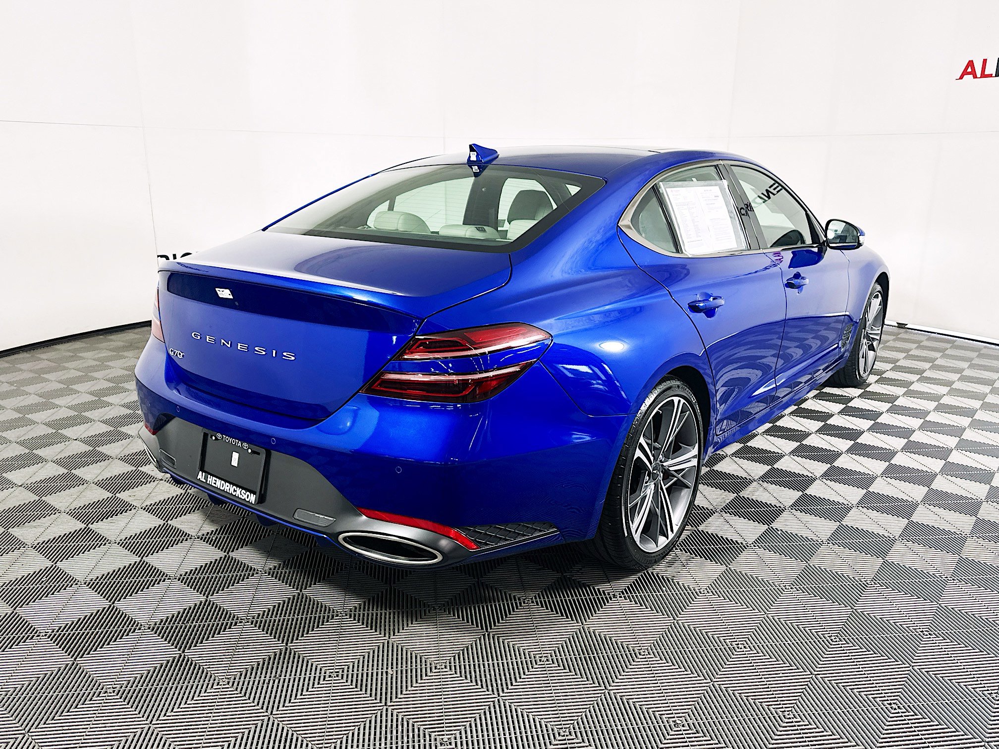 Used 2025 Genesis G70 2.5T w/ Sport Prestige Package image 3