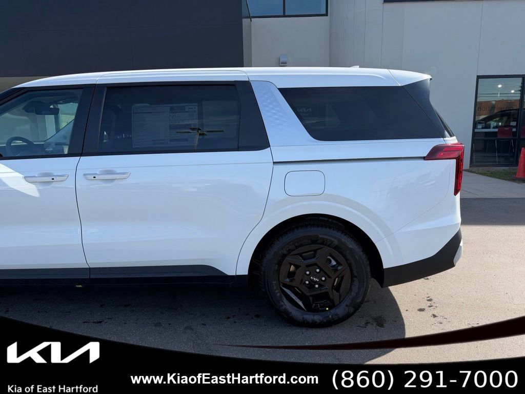 New 2026 Kia Carnival LX FWD image 9