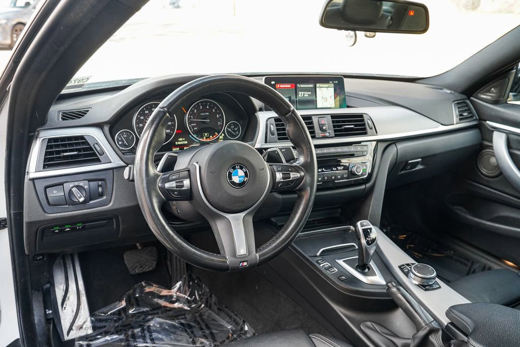 Used 2019 BMW 440i xDrive Coupe w/ M Sport Package image 11