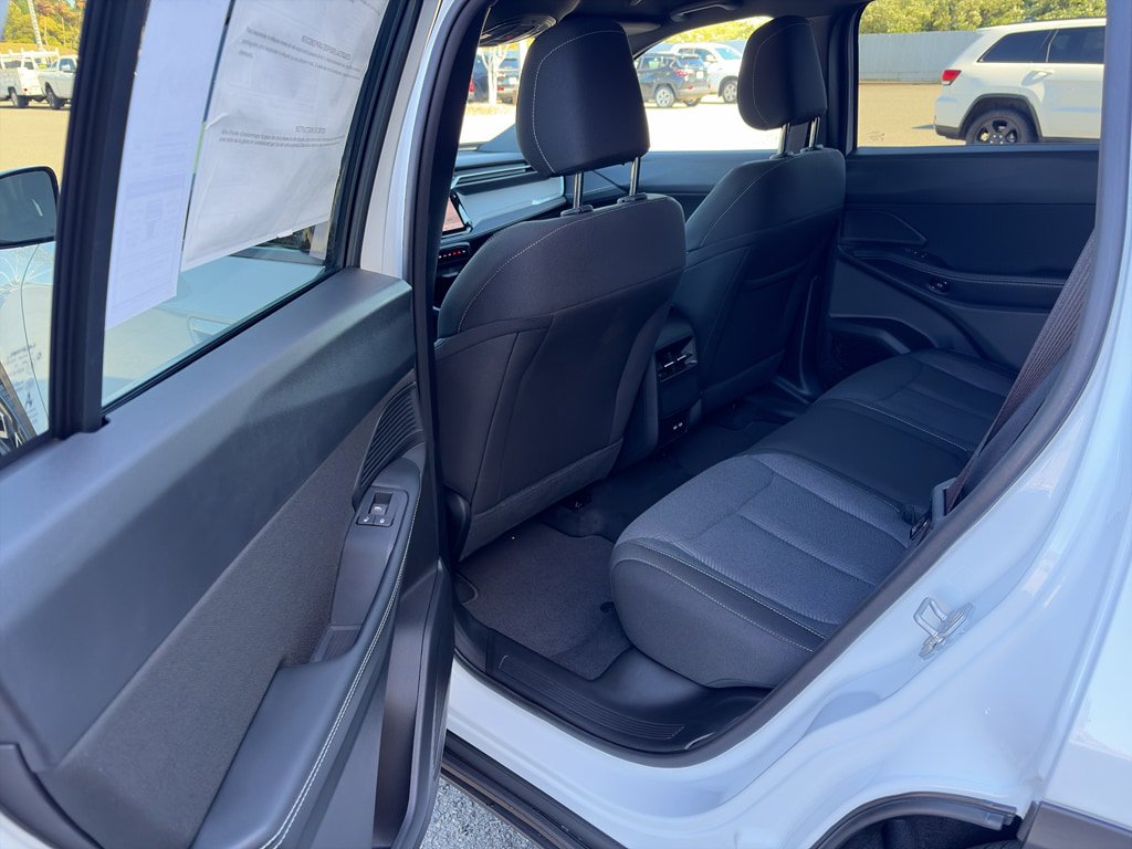 New 2026 Jeep Cherokee Laredo AWD/4WD image 15