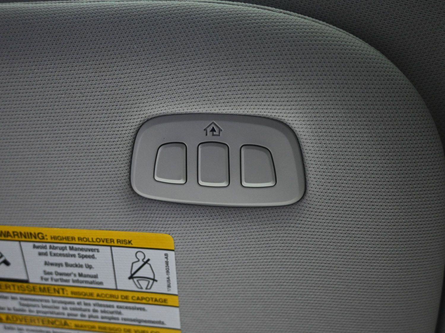 Used 2025 Ford Expedition Platinum image 39