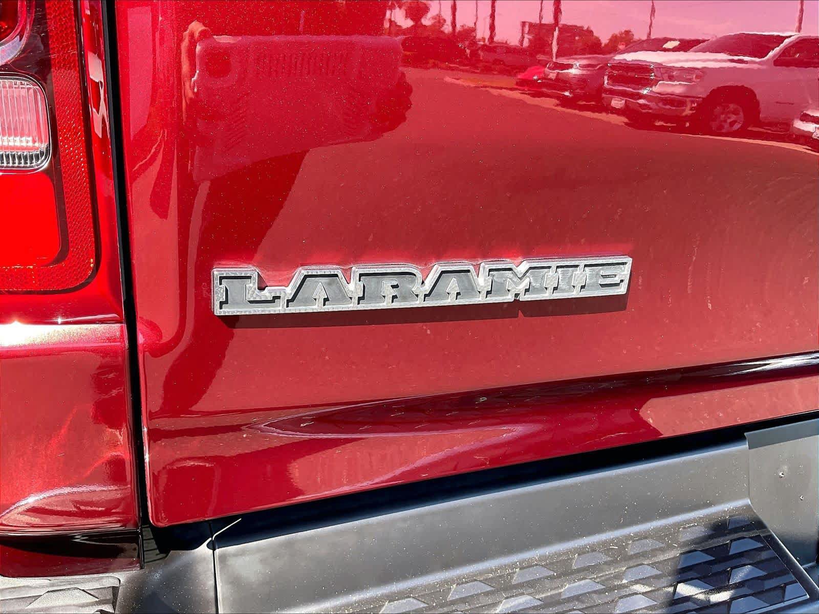 Used 2021 RAM 1500 Laramie AWD/4WD image 10