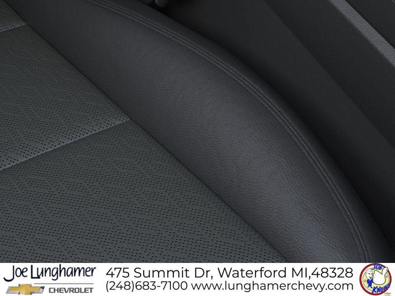 New 2026 Chevrolet Equinox LT w/ Convenience Package II FWD image 21