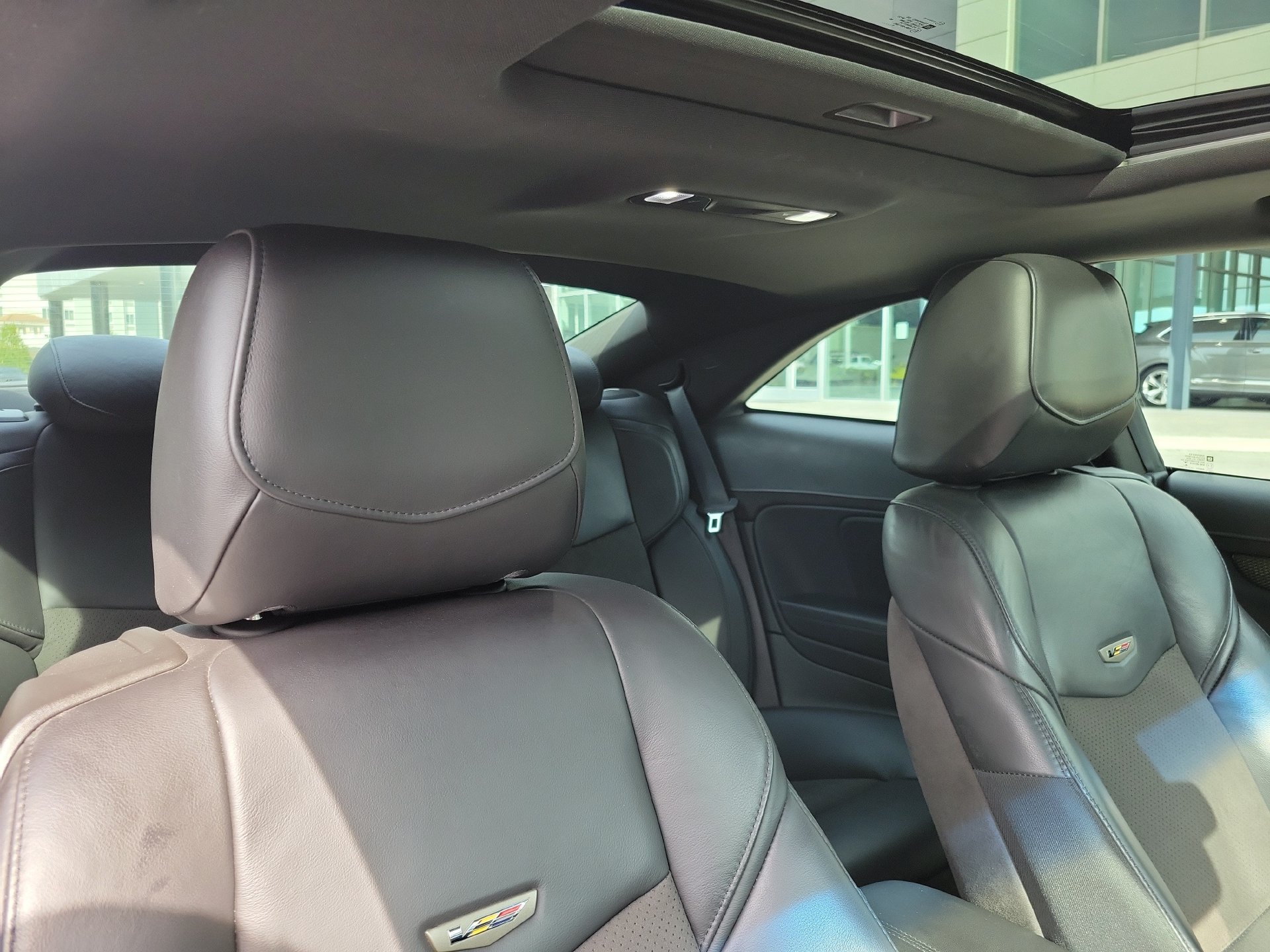 Used 2016 Cadillac ATS V w/ Luxury Package RWD image 17