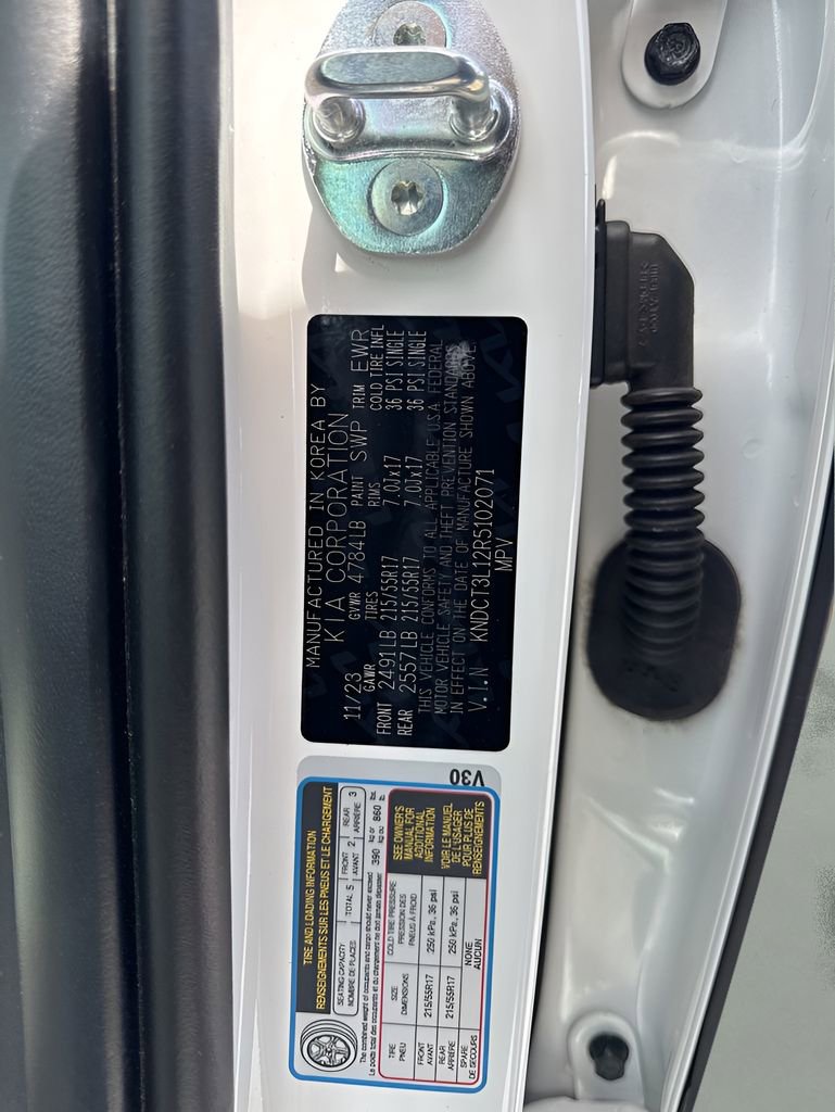 Used 2024 Kia Niro Wave w/ Wave Preserve Package image 34