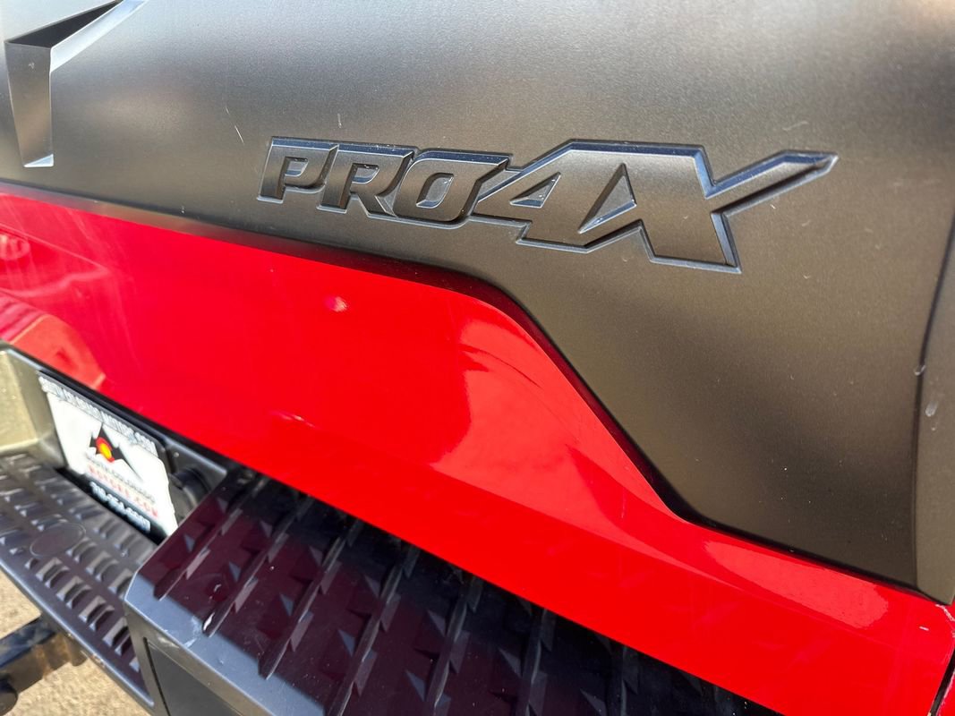 Used 2021 Nissan Titan PRO-4X w/ Pro-4x Convenience Package image 13