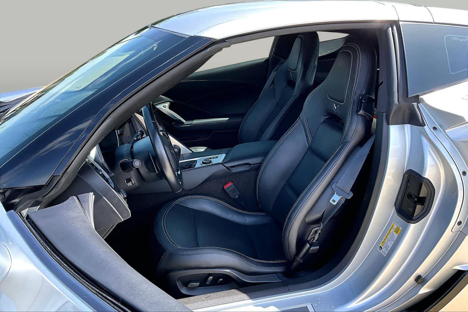 Used 2018 Chevrolet Corvette Grand Sport RWD image 8