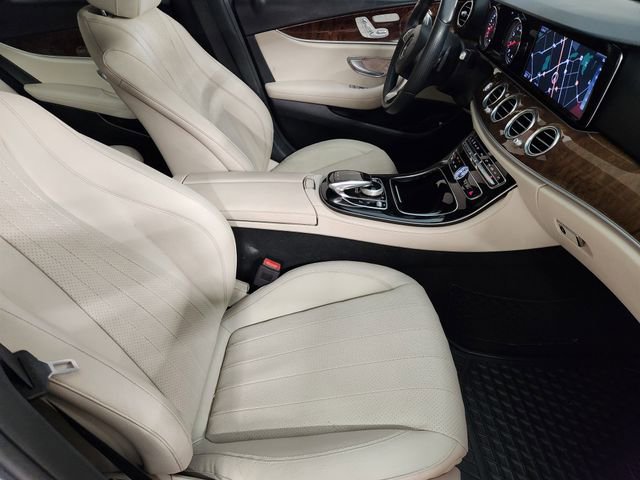 Used 2017 Mercedes-Benz E 400 E 400 image 3