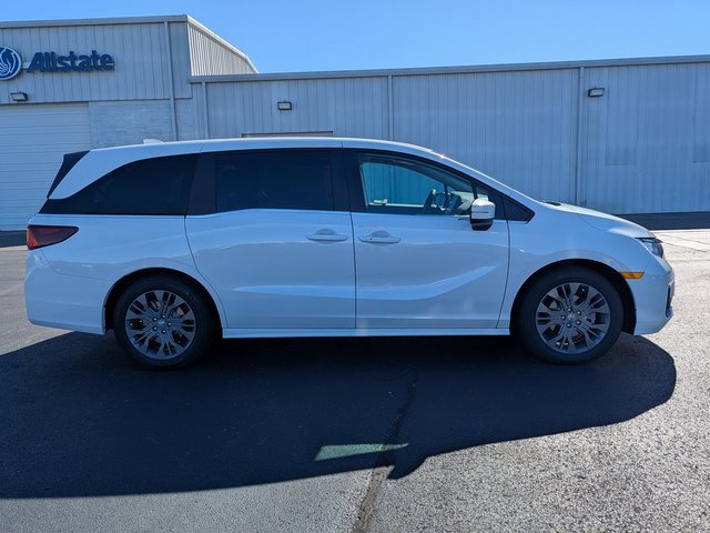 New 2026 Honda Odyssey Touring image 6