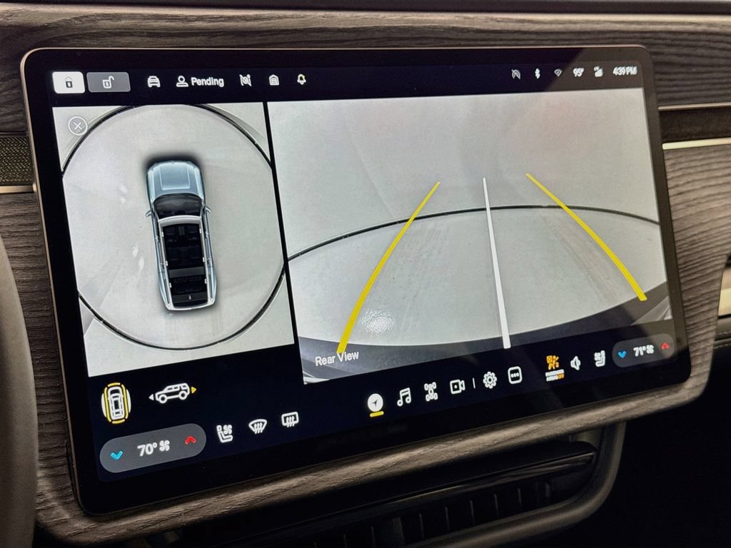 Used 2025 Rivian R1S Adventure AWD/4WD image 19