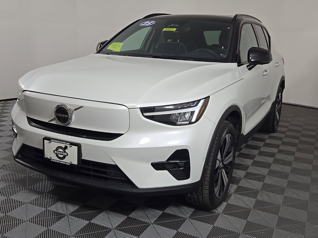 Certified 2023 Volvo XC40 Recharge Plus w/ Protection Package Premier image 4
