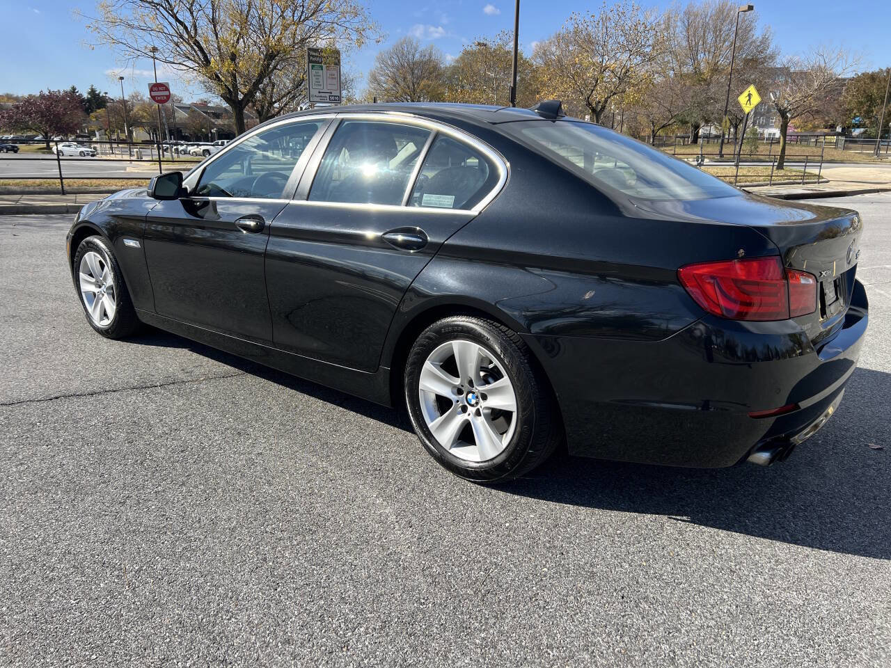 Used 2013 BMW 528i xDrive 528i xDrive AWD 4dr Sedan image 7