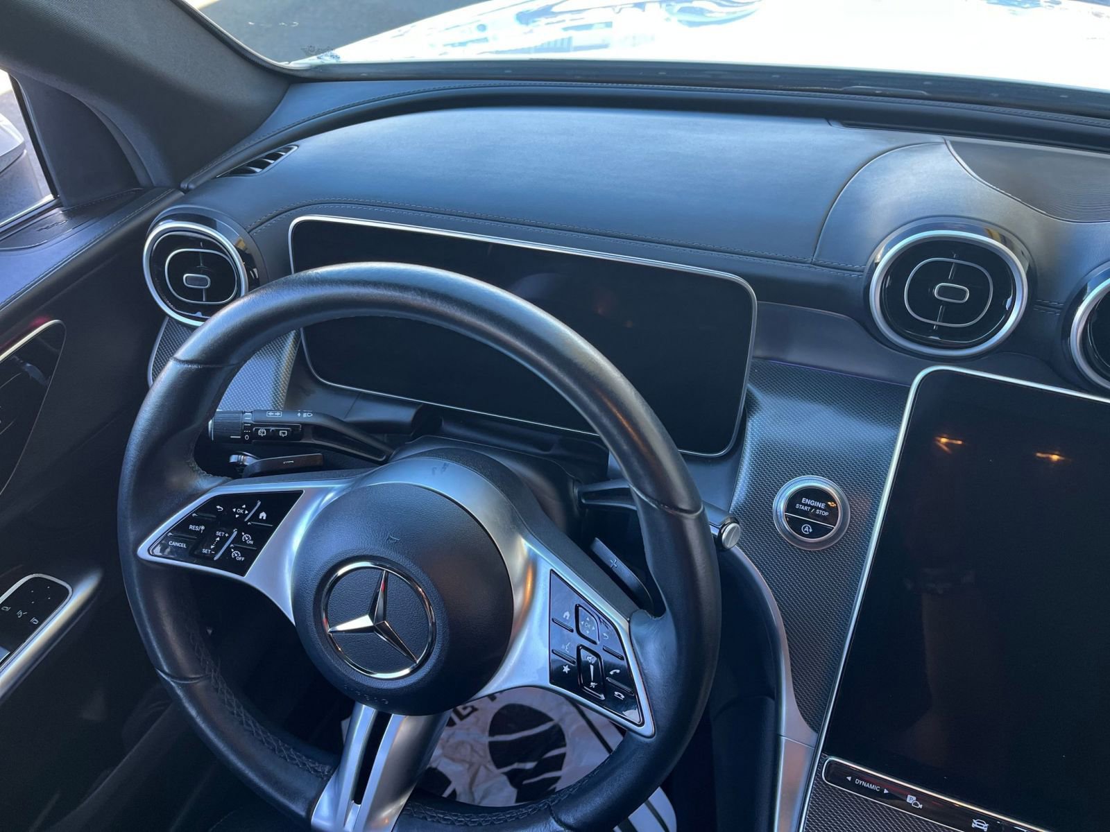 Used 2024 Mercedes-Benz GLC 300 image 34