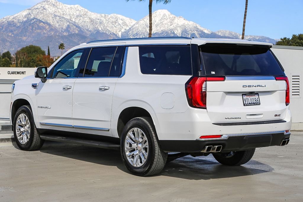 Used 2025 GMC Yukon XL Denali image 7
