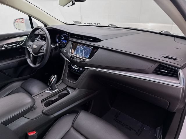 Used 2018 Cadillac XT5 Luxury w/ Driver Awareness Package FWD image 31