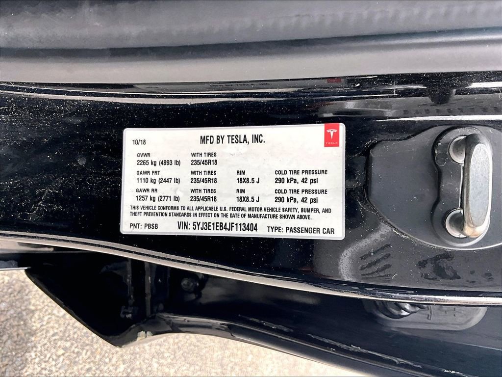 Used 2018 Tesla Model 3 Long Range image 31