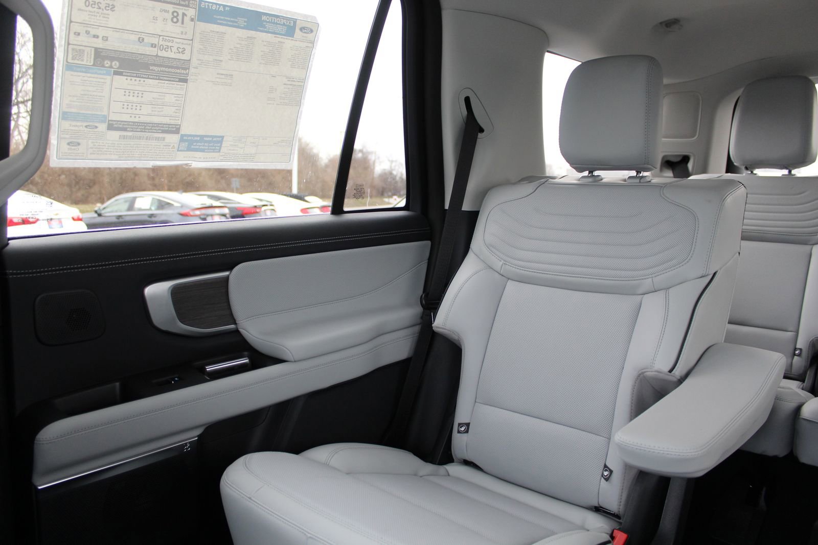 New 2026 Ford Expedition Platinum w/ Platinum Ultimate Package image 12