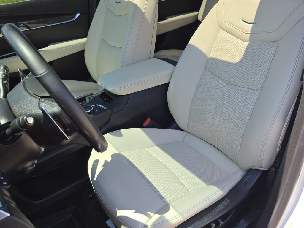 Certified 2021 Cadillac XT6 Sport AWD/4WD image 30