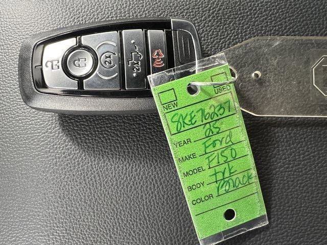 Used 2025 Ford F150 Lariat w/ Equipment Group 501A Mid image 30