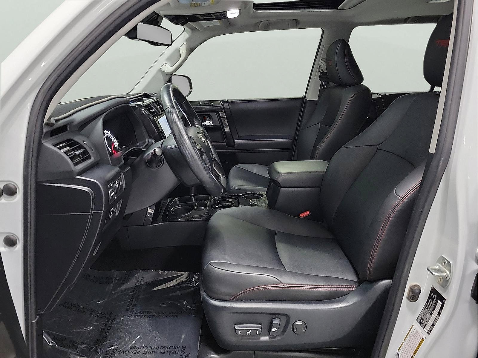 Certified 2024 Toyota 4Runner TRD Off-Road Premium w/ Moonroof Package image 12