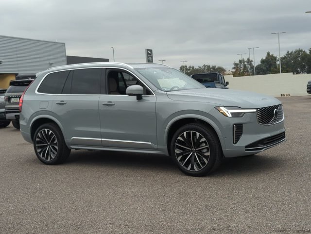 New 2026 Volvo XC90 B6 Plus w/ Protection Package AWD/4WD image 4