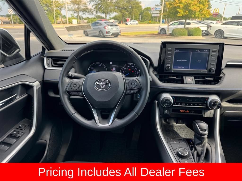 Used 2022 Toyota RAV4 SE AWD/4WD image 13
