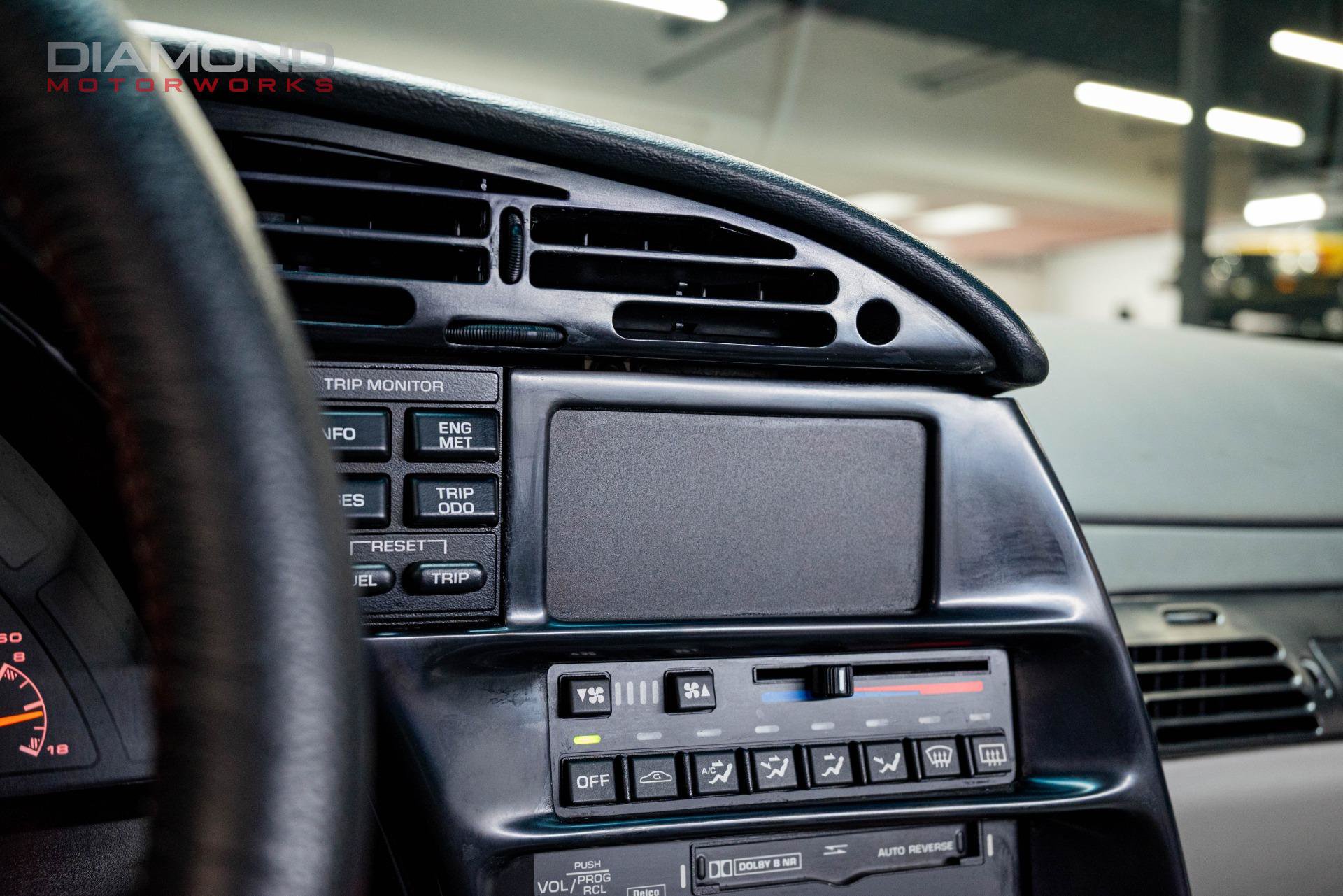 Used 1995 Chevrolet Corvette Coupe RWD image 76