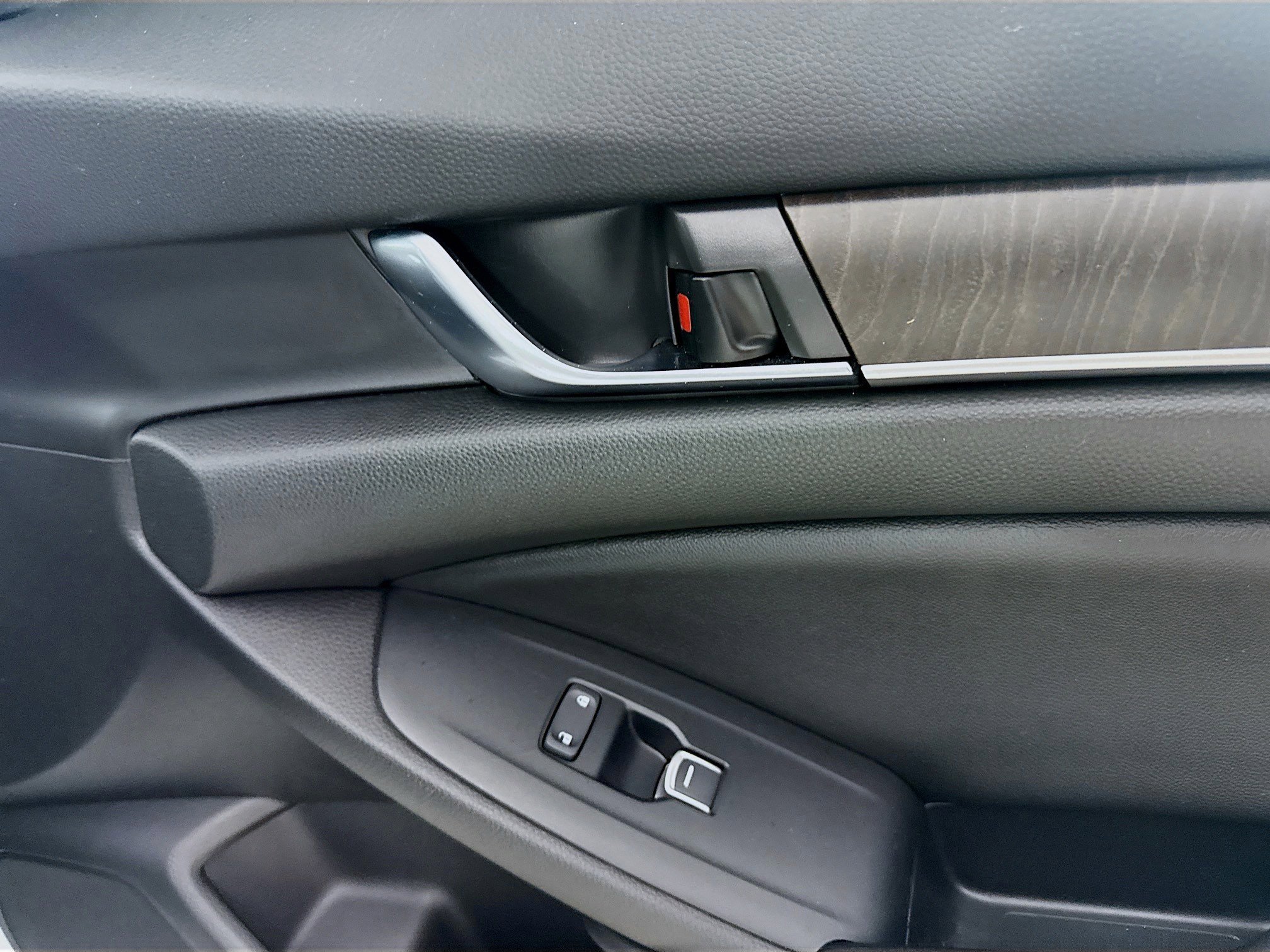 Used 2021 Honda Accord EX-L image 31