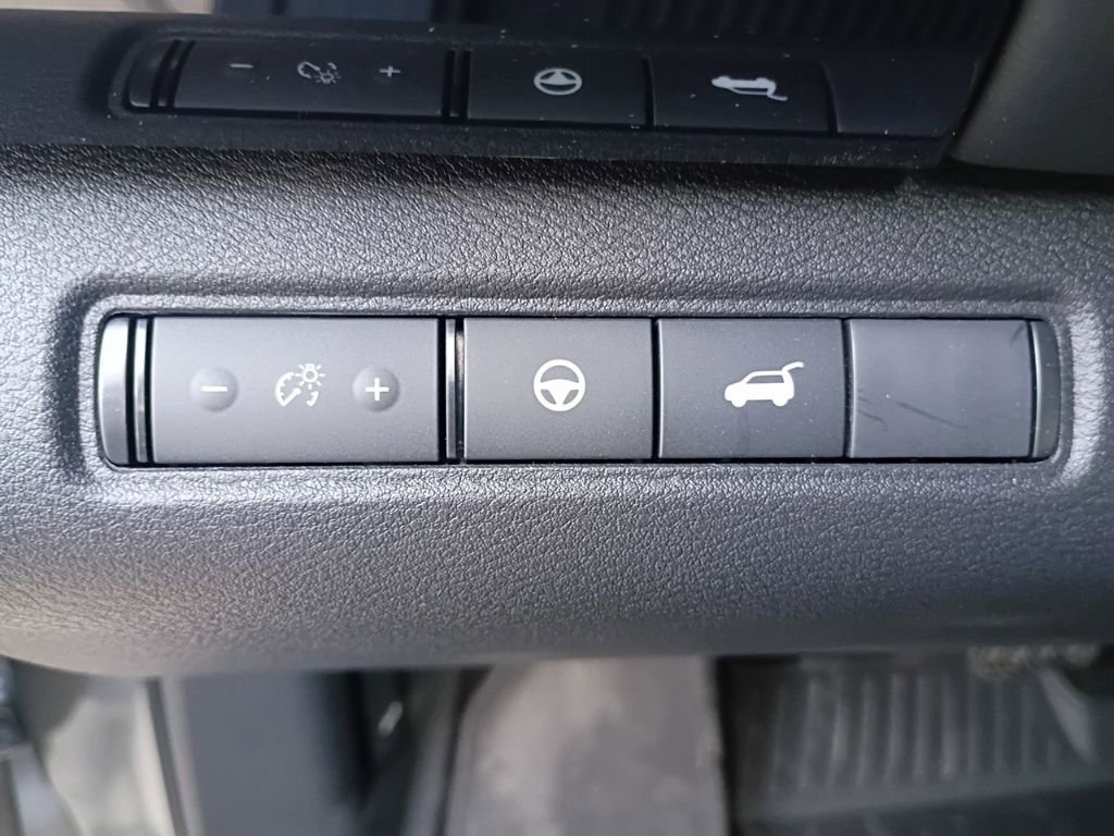 New 2026 Nissan Pathfinder SV image 25