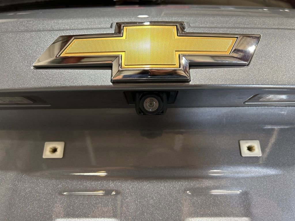 Used 2019 Chevrolet Trax LT w/ LT Convenience Package image 11