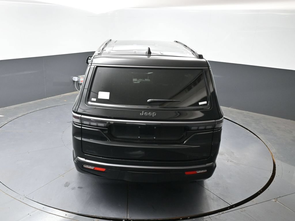 New 2026 Jeep Grand Wagoneer 4WD image 36
