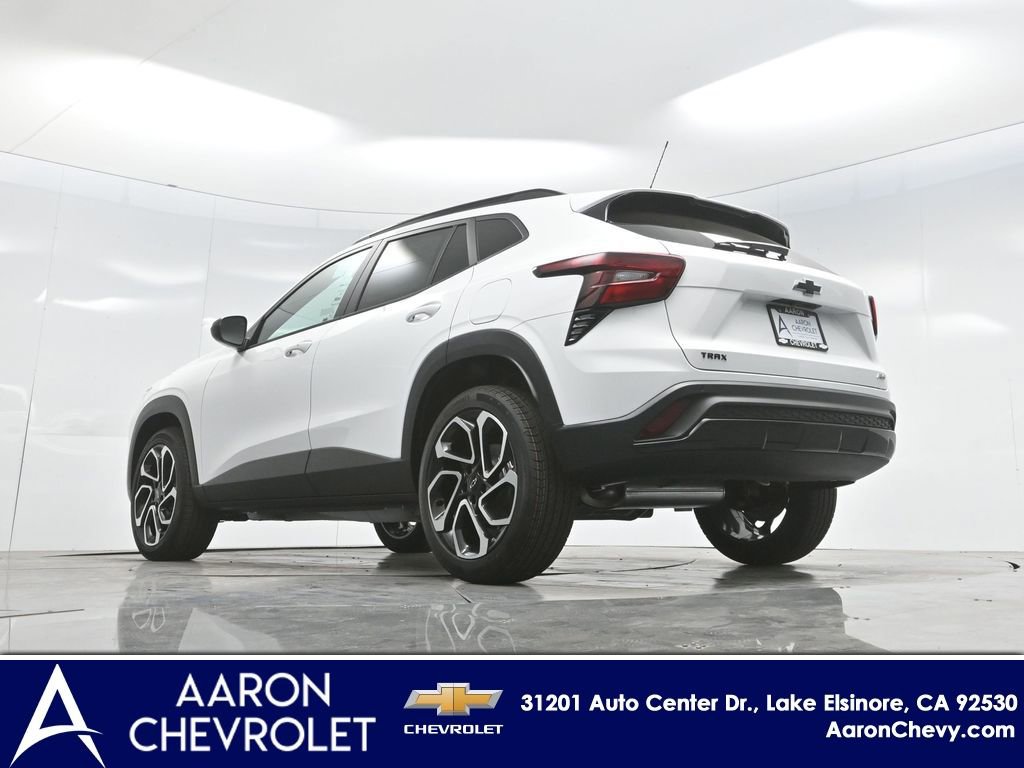 New 2026 Chevrolet Trax RS w/ Sunroof Package FWD image 61