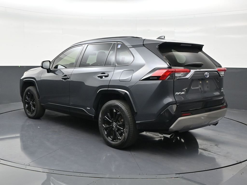 Used 2023 Toyota RAV4 SE AWD/4WD image 3