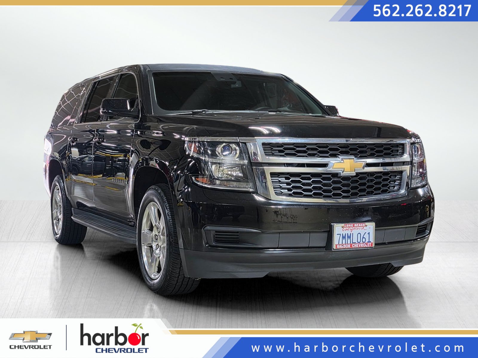 Used 2015 Chevrolet Suburban LT RWD image 1