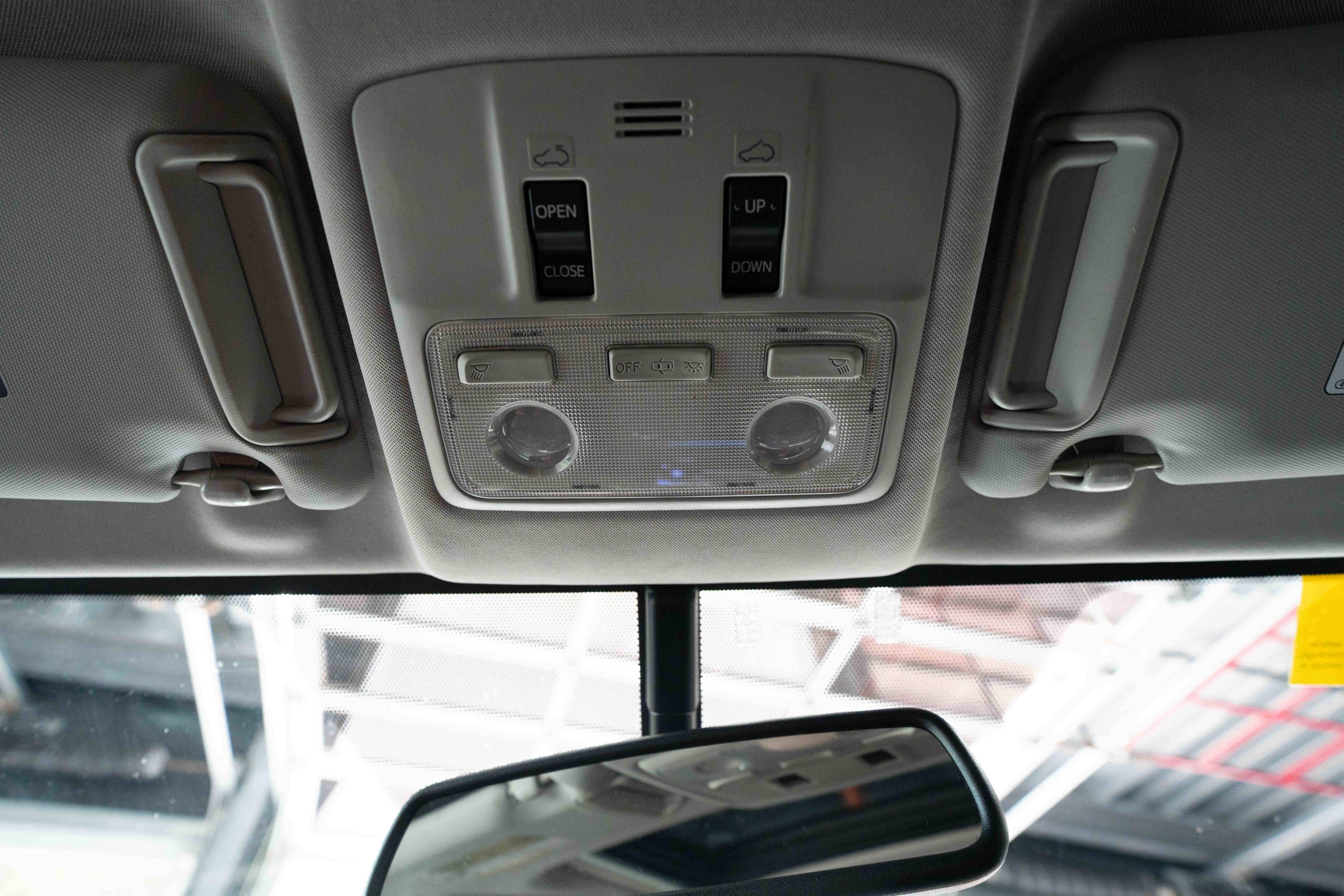 Used 2013 Toyota RAV4 Limited FWD image 18