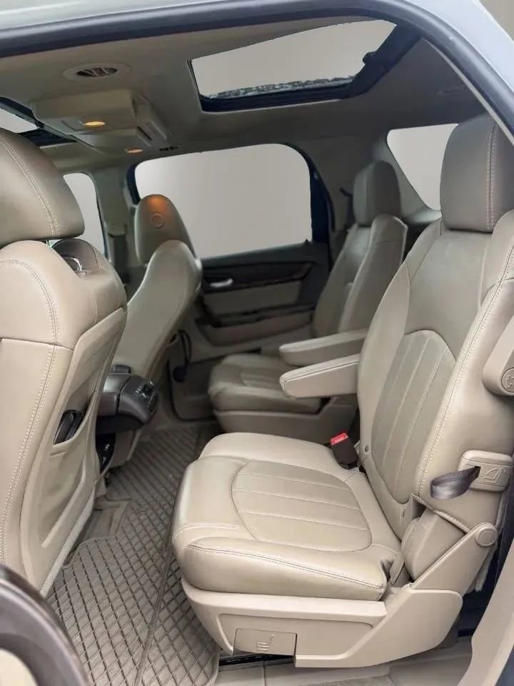 Used 2016 GMC Acadia Denali AWD/4WD image 10