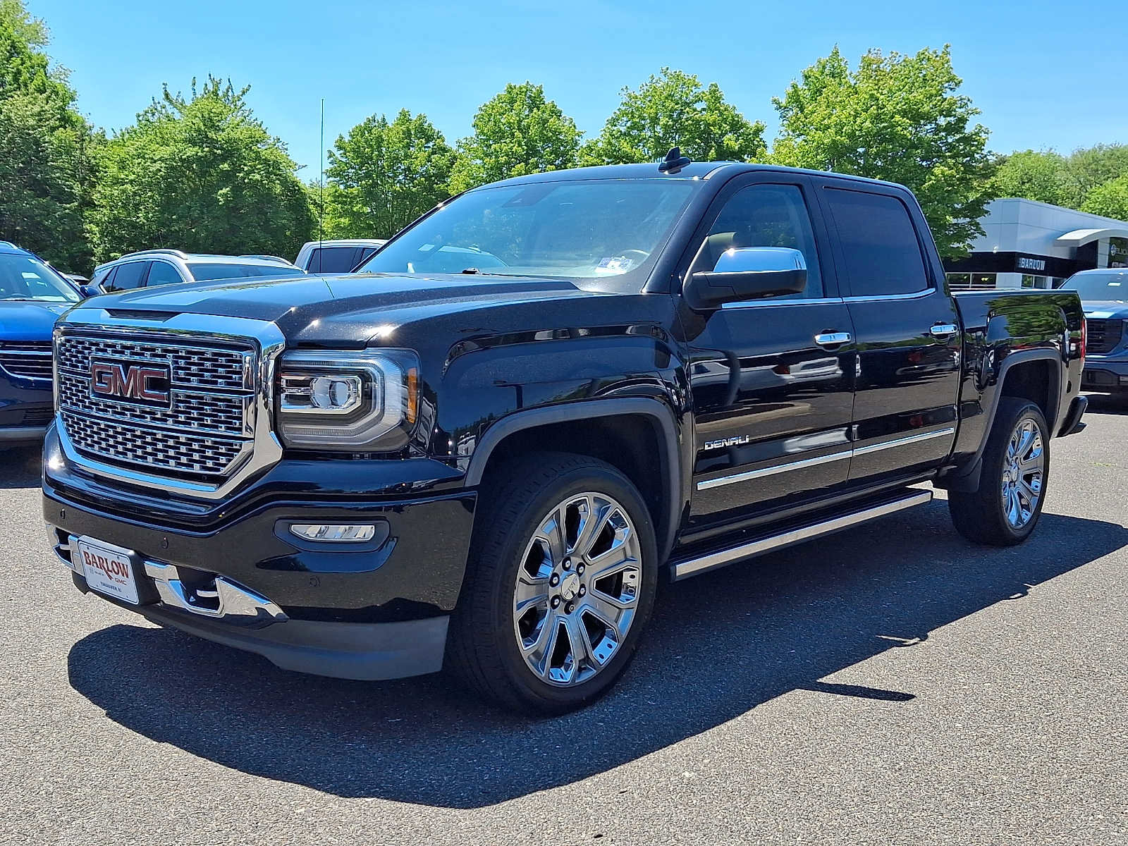 Used 2017 GMC Sierra 1500 Denali w/ Denali Ultimate Package AWD/4WD image 3