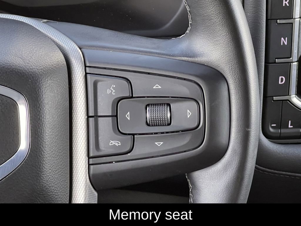 Used 2024 GMC Yukon Denali image 17