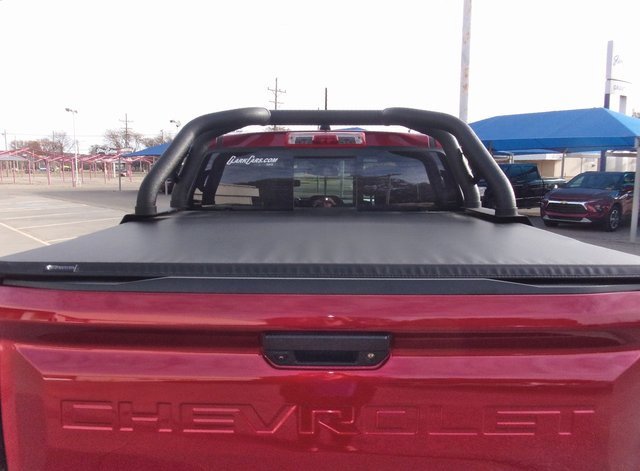 Used 2023 Chevrolet Colorado Z71 w/ Z71 Convenience Package 2 image 15