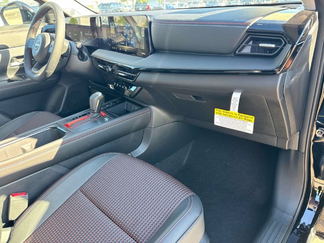 New 2027 Nissan Kicks SR FWD image 15